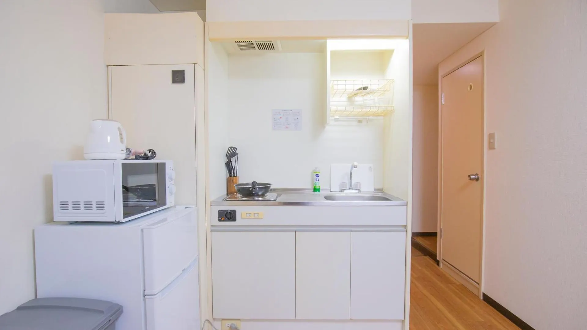 Charming Guesthouse In The Heart Of Okubo 丶steps To Metro And Convenient Travel! Eos11 Tokyo Japan