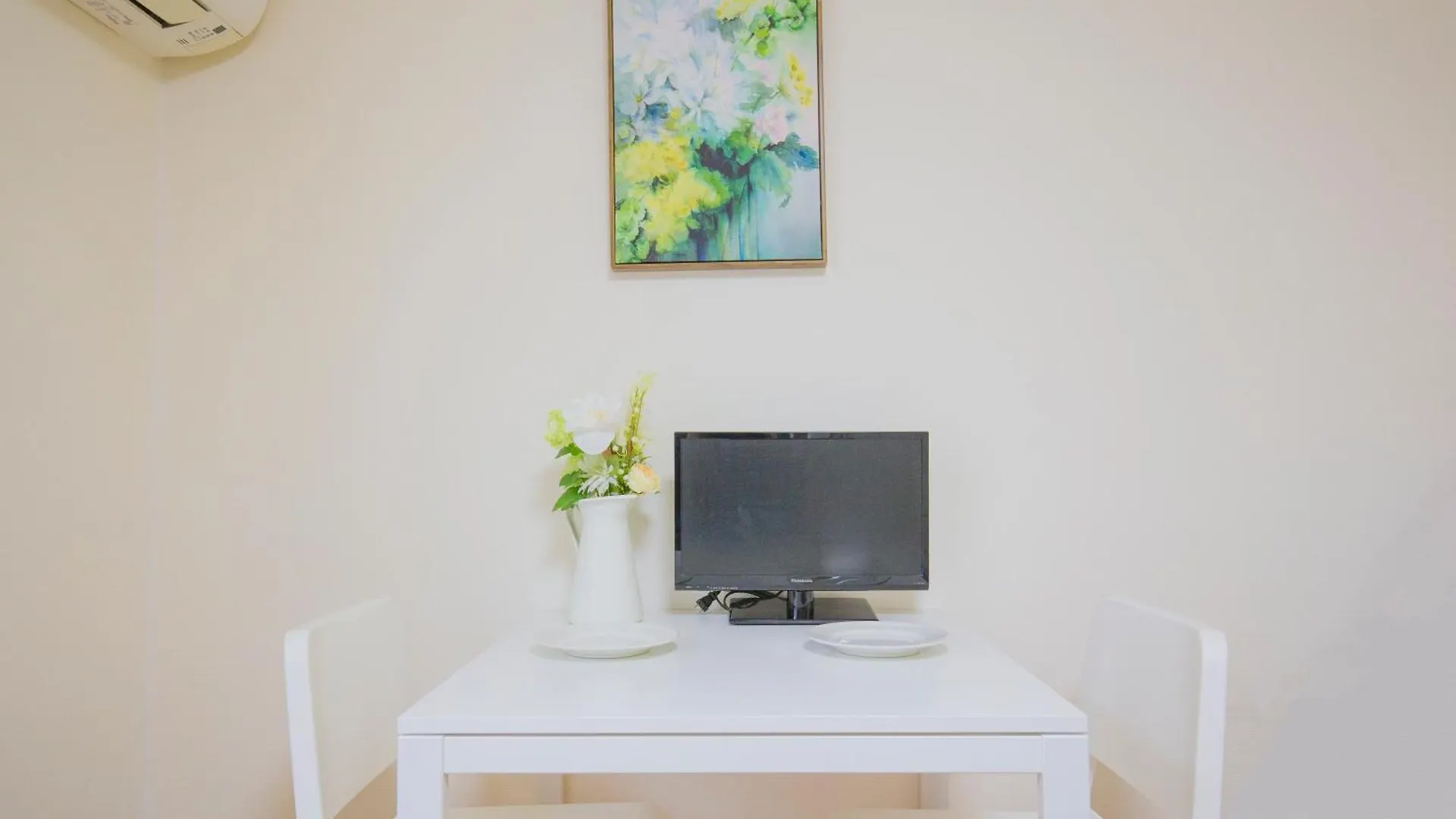 Apartment Charming Guesthouse In The Heart Of Okubo 丶steps To Metro And Convenient Travel! Eos11 Tokyo