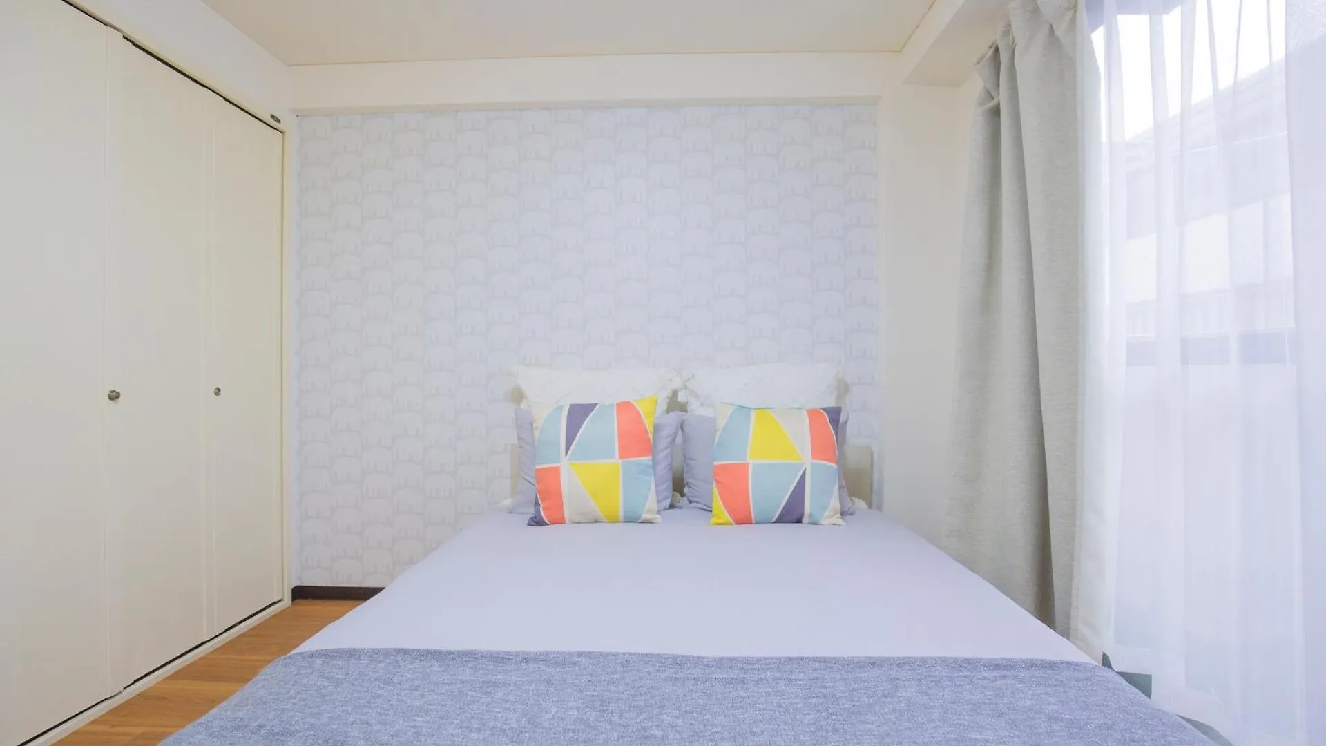 Apartment Charming Guesthouse In The Heart Of Okubo 丶steps To Metro And Convenient Travel! Eos11 Tokyo