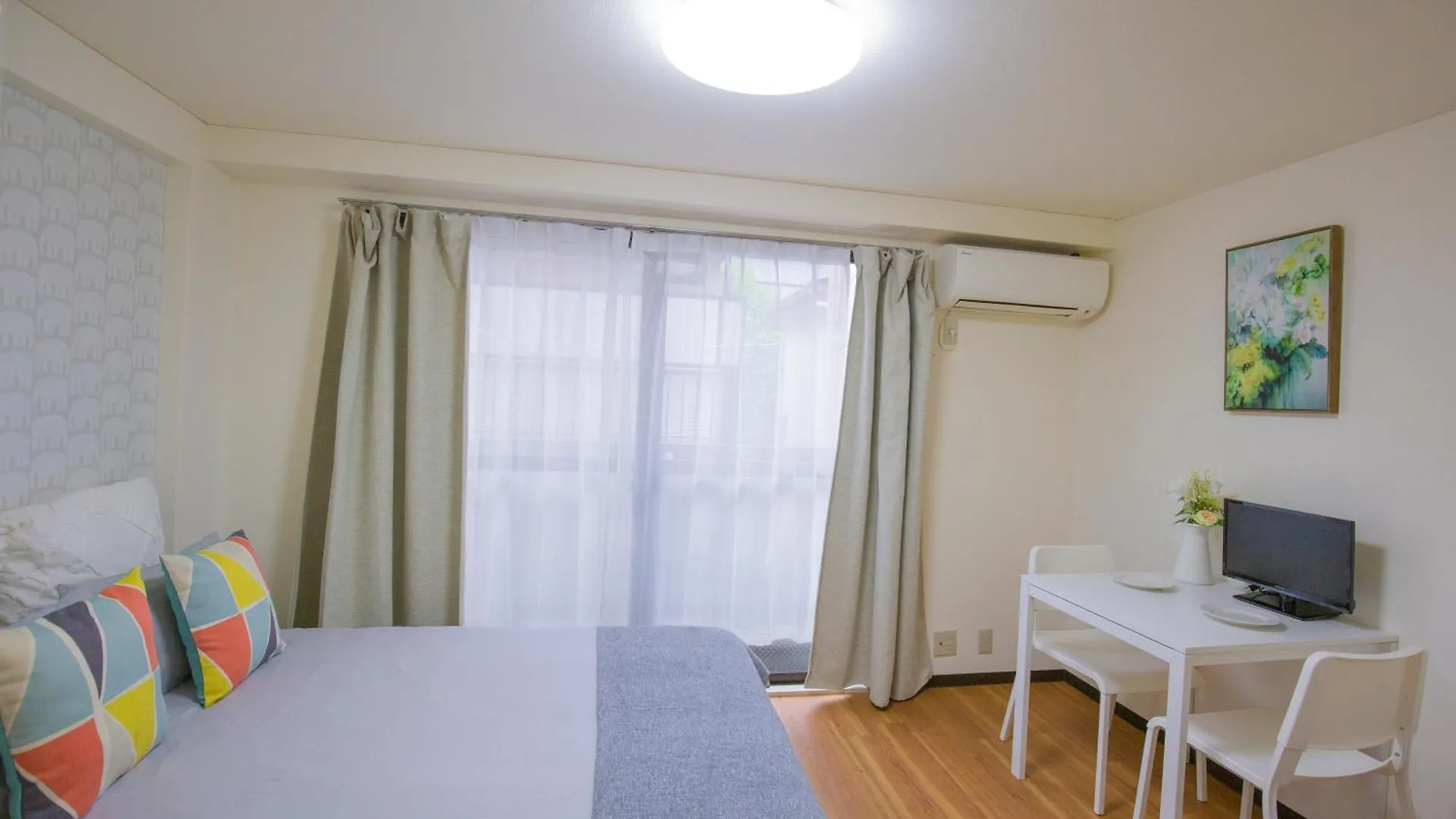 Charming Guesthouse In The Heart Of Okubo 丶steps To Metro And Convenient Travel! Eos11 Tokyo Apartment